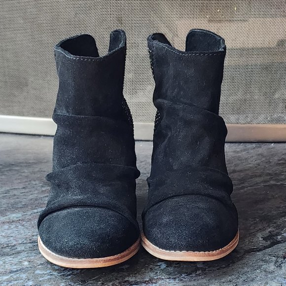 Splendid Black Suede Studded Country Western Booties Size 6.5M - Picture 6 of 16